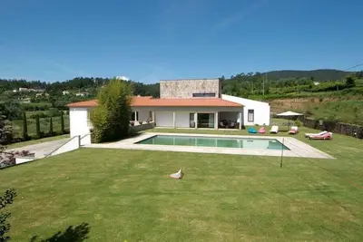 Image de Maison de vacances Ponte de Lima pour 1 - 12 personnes avec 6 chambres à coucher - Maison de vacance
