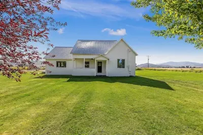 Image de Remodeled Farmhouse near Silver Creek for fly fishing and Craters of the Moon