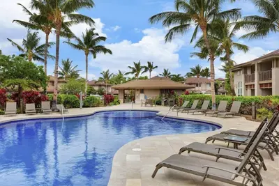 Image de 3 Bedroom Townhome near shops, golf and beach!