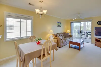 Image de Water-View Haven ~ 6 Mi to Myrtle Beach!
