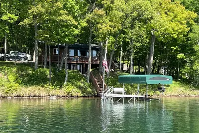 Image de Scooter's Landing in Hinton Bay on Round Lake, the view is amazing!