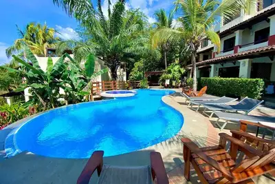 Image de This condominium is a 2 bedroom(s), 1 bathrooms, located in Playas Del Coco, Provincia de Guanacaste.