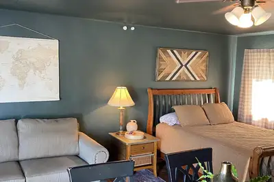 Image de Lakefront Condo- Slip Included