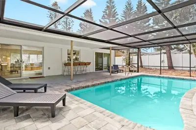 Image de Island life, Heated pool, Top Beaches, Fort De Soto, Downtown dining & shops!