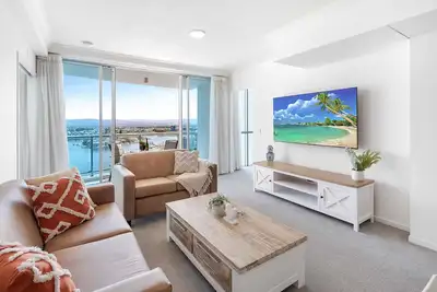 Image de Chevron Renaissance River View