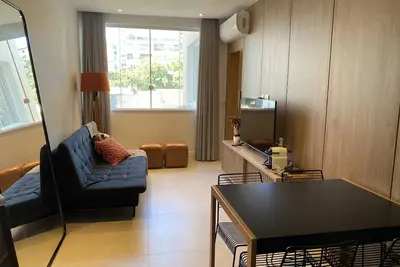 Image de Leblon, renovated 2 bedroom apt near the beach