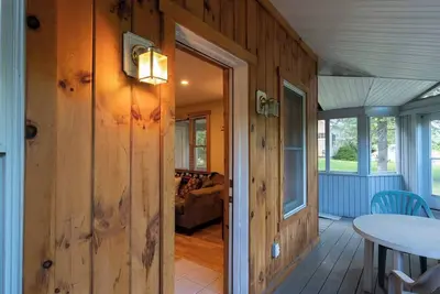 Image de The Lake George Village House|Ev Charger|King Bed|Outdoor Dining|Walkable