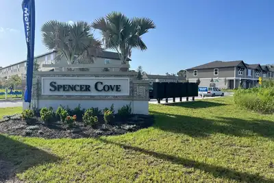 Image de Luxury Townhouse, 15 min walk to Nokomis beach