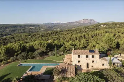 Image de Mas avec vue exceptionnelle Saint Victoire proche Aix - 10 personnes