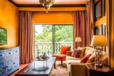 Image de Experience Victoria Falls Scenic Adventure! Outdoor Pool, Spa and Free Parking!