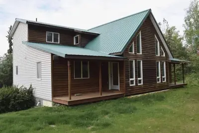 Image de Beautiful quiet home on 2 acres. Many amenities. 2 person Jacuzzi tub!