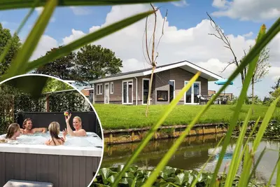 Image de ✓ Leijhoeve at Parc de IJsselhoeve ✓ Holiday home for 6 persons ✓ Located in Nieuwerkerk aan den IJssel (Zuid-Holland) ✓ Holiday park next to the IJssel ✓ Book directly through the park