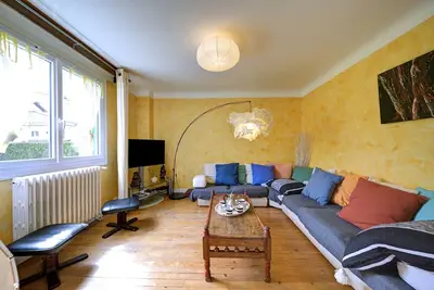 Image de Luchon : maison flor