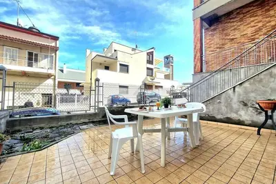 [A Few Steps from the Sea]Spacious House & Private Courtyard