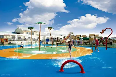 Image de Situated in the Lovely Seaside Resort of Porthcawl, Close to Sandy Beaches,