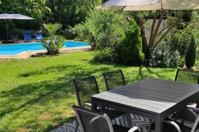 La Villa Decastela : Piscine & Parc Arboré 4000m2
