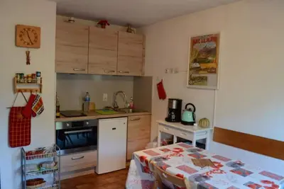 Image de Rez-de-chaussée, balcon, parking, télévision, casier à ski, 30m², Châtel