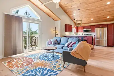 Image de Pet friendly Apartment in Sturgeon Bay- Proximity to restaurants and bars!