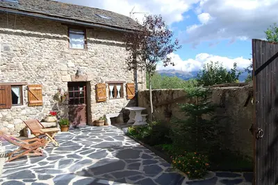 Image de Dorres I - Deux Chambres Maison, Couchages 4