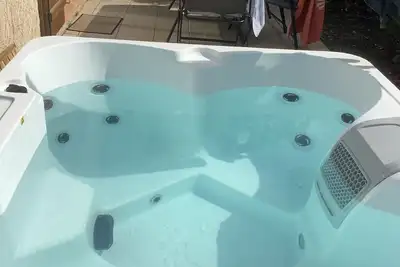 Image de Gîte Avec Terrasse et Jacuzzi 30 Minutes cap d Agde