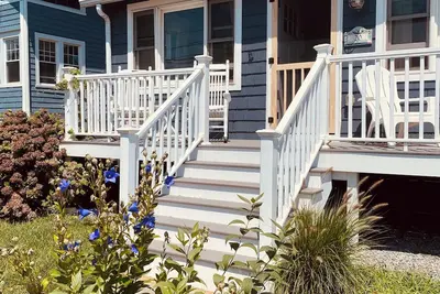 Image de Ocean View cottage in Indian Neck. Super Host with 5-Star Rating