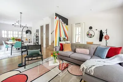 Image de Velvet Vinyl by Minty Living