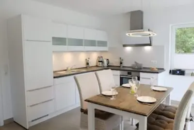 Image de New - completely renovated in 2018; quiet, in the heart of St. Peter Dorf, at the beach crossing