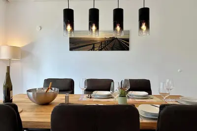 Image de Traumhafte Ferienwohnung zwischen Deich und Dorfzentrum.