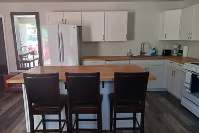 Image de Cottage at the Lake Quinault Inn, 5 min from the Lake!