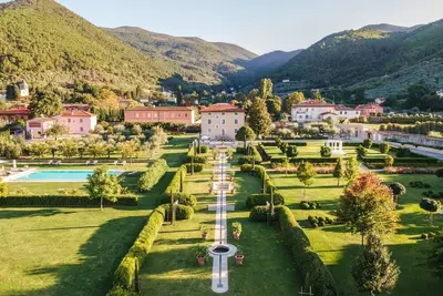 Image de Villa Annabelle - Six Chambres Villa, Couchages 18