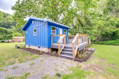 Image de Cozy Hiker's Hideaway: Steps From Creeper Trail!