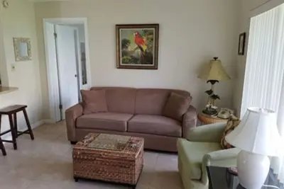 Image de Two Bedroom Apartment #104/106