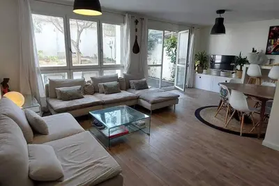 Image de Villa  climatisée et rénovée à Aubagne Proche Marseille -Cassis- La Ciotat