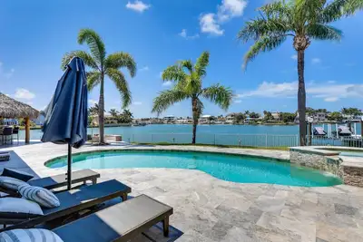 Image de Luxury St. Petersburg Home w/ Pool + Bay Access!