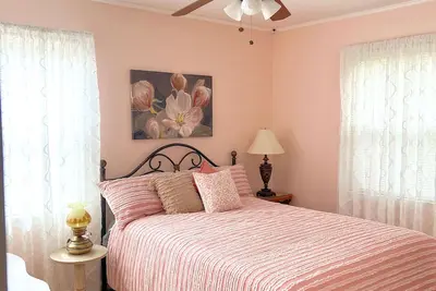 Image de 2br Apartment in Mid Century Ranch in Kensington Park