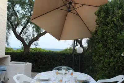 Image de Villa by the sea and with a fantastic green garden!
