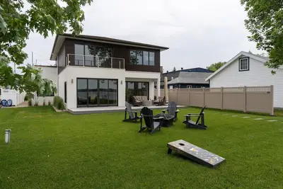 Image de Luxe Life on Lake Sallie 4 Bedroom