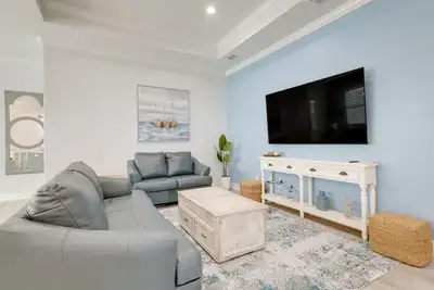 Image de Bright Foley Home w\/ Patio - 7 Mi to Wharf & Beach