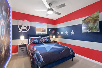 Image de Disney & Universal-themed Villa with King bed + private pool and public hot tub!