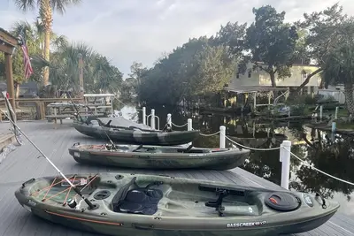 Image de “ A Fisherman’s Paradise Waterfront Retreat with World-Class Fishing”