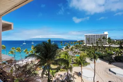 Image de Island-to-Island Ocean Views & Resort Amenities | Sleeps 8 w/ Private Lanai