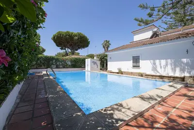 Fuente Alegre -  Beautiful villa with private pool.