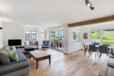 Image de Appartement 'Ferienwohnung Kalvarienberg' avec vue sur les montagnes, balcon et Wi-Fi
