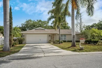 Image de Sweet home in the heart of Sarasota.