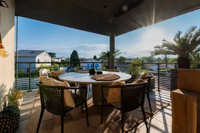 Image de 4 Pièces Comfortable Avec Terrasse - Saint-tropez Centre