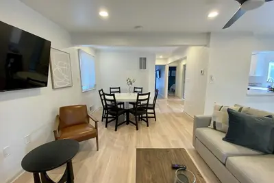 Image de Two bed Apt in Arlington l King Bed | Free parking