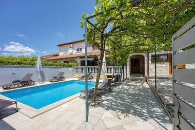 Monte Grande with Private Pool