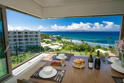 Image de Immaculate Wailea Point 3 Bedroom/3+ Bath Oceanview Condominium