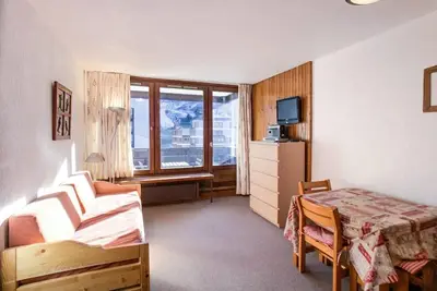 Image de 100m du centre station, 4ème étage, balcon, télévision, casier à ski, 24m², Tignes