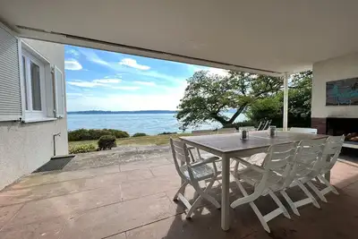 Image de Landhaus am See mit Privatem Seezugang - Meersburg am Bodensee